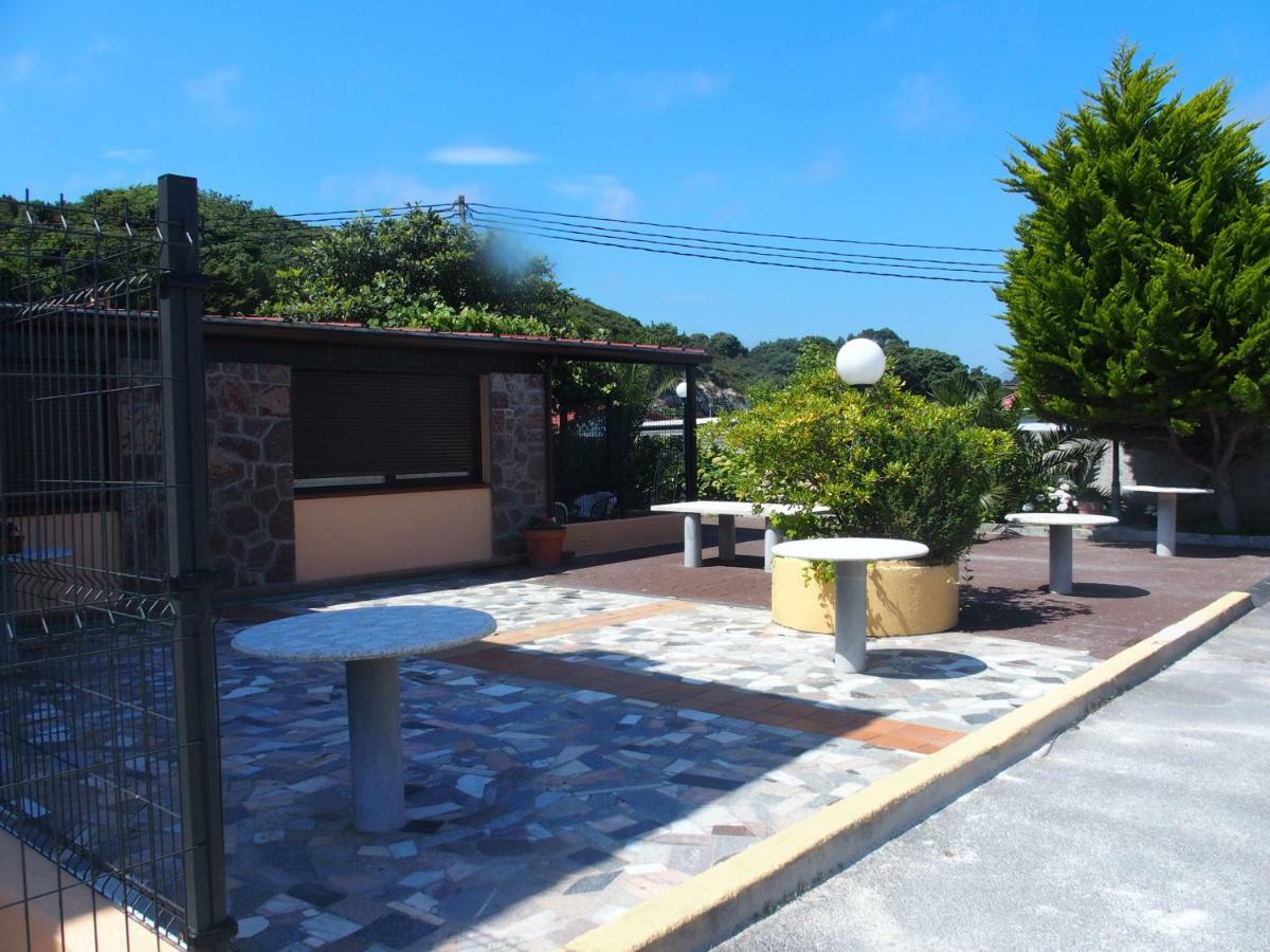 Apartamentos Borizu Playa バロ・デ・リャネス エクステリア 写真