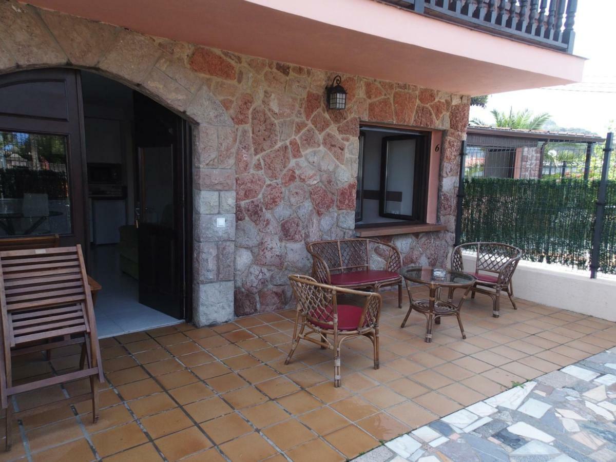 Apartamentos Borizu Playa バロ・デ・リャネス エクステリア 写真
